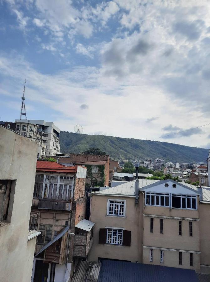 Tbilisi Philharmonia Apartment ภายนอก รูปภาพ