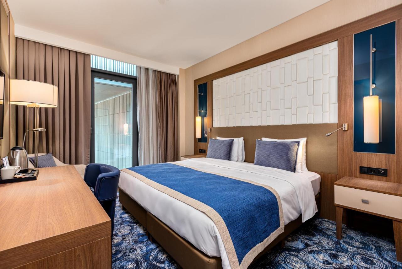 Tbilisi Philharmonia Apartment ภายนอก รูปภาพ