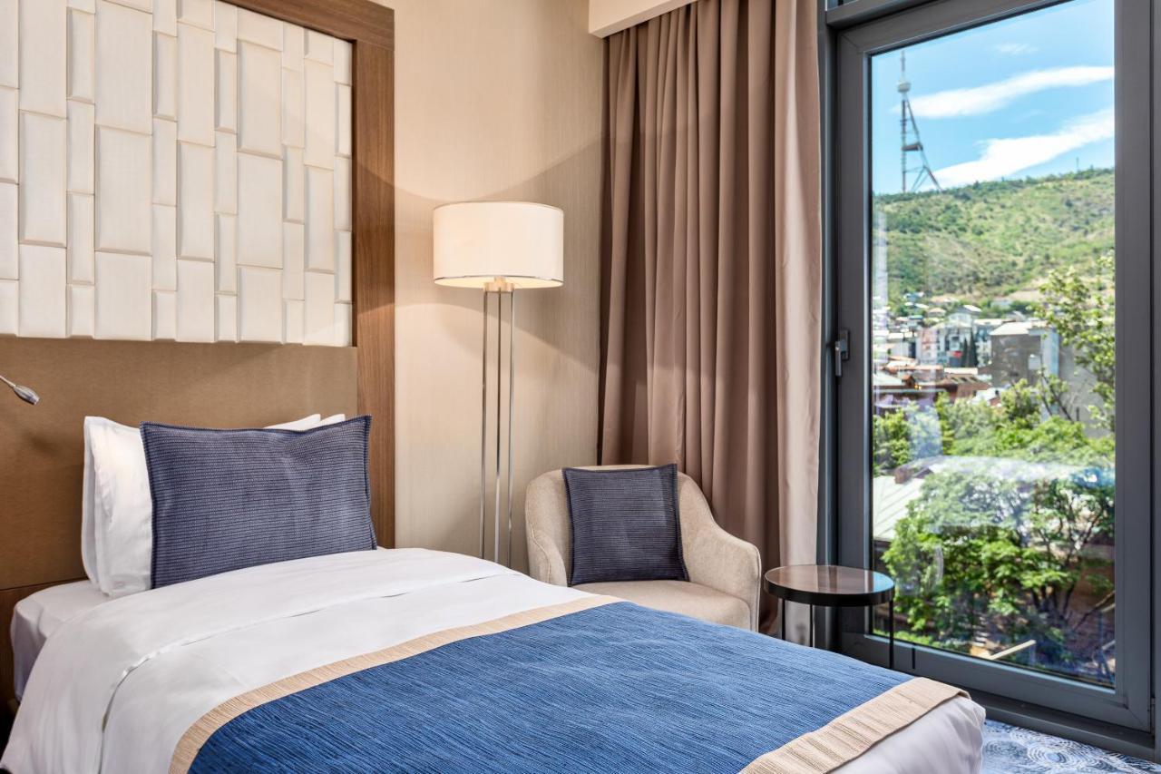 Tbilisi Philharmonia Apartment ภายนอก รูปภาพ