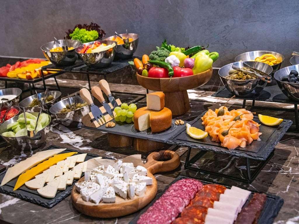 Tbilisi Philharmonia Apartment ร้านอาหาร รูปภาพ